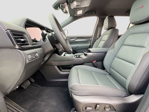 New 2026 GMC Terrain AT4 w/ Convenience Package III AWD/4WD image 15