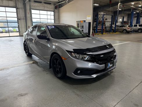 Used 2019 Honda Civic LX image 4
