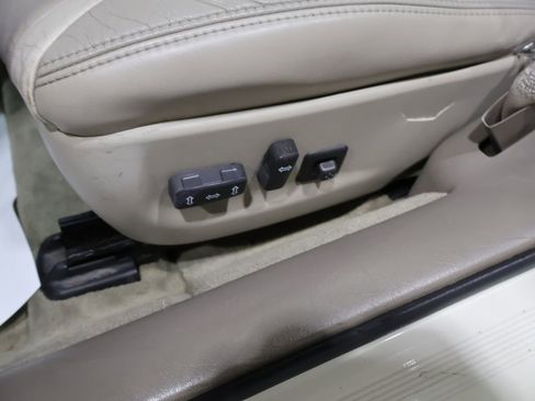 Used 2002 Cadillac Eldorado Collector's Edition FWD image 18