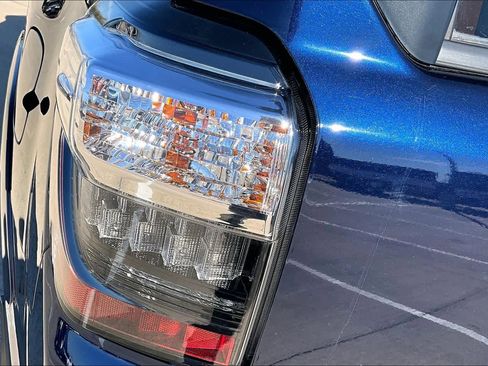 Used 2021 Toyota 4Runner Limited image 28