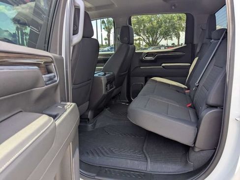 Used 2024 Chevrolet Silverado 1500 LT Trail Boss AWD/4WD image 13