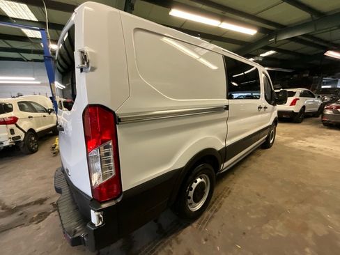 Used 2019 Ford Transit 150 130 Low Roof image 5
