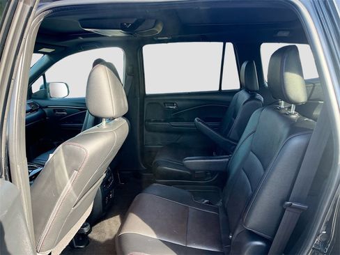 Used 2022 Honda Pilot Black Edition image 26