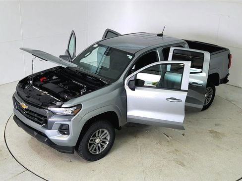 New 2025 Chevrolet Colorado LT w/ LT Convenience Package image 49