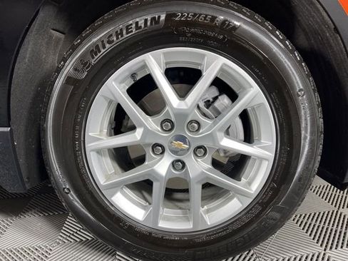 Used 2023 Chevrolet Equinox LT image 14