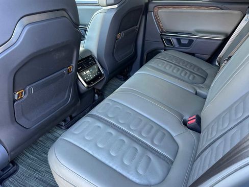 Used 2022 Rivian R1T Adventure image 14