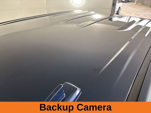 Used 2022 GMC Sierra 1500 SLT w/ SLT Convenience Package image 9