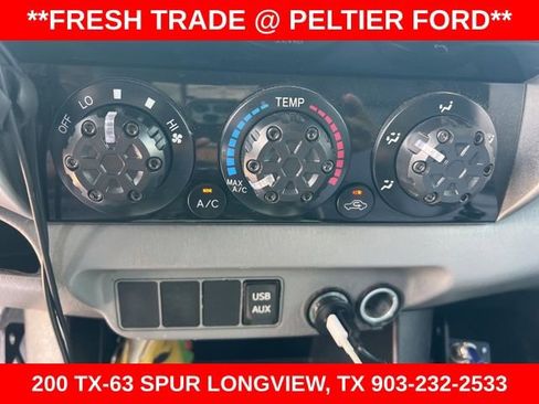 Used 2015 Toyota Tacoma PreRunner w/ SR5 Package RWD image 12