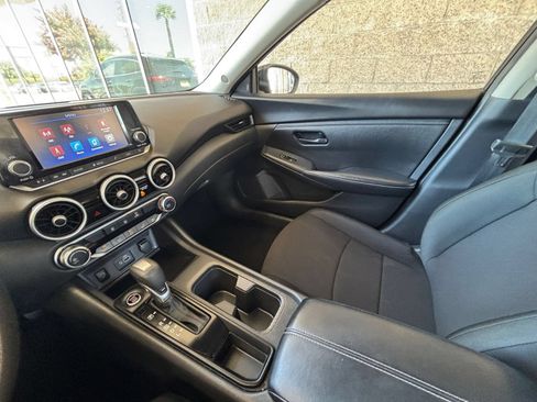 Used 2025 Nissan Sentra S FWD image 32