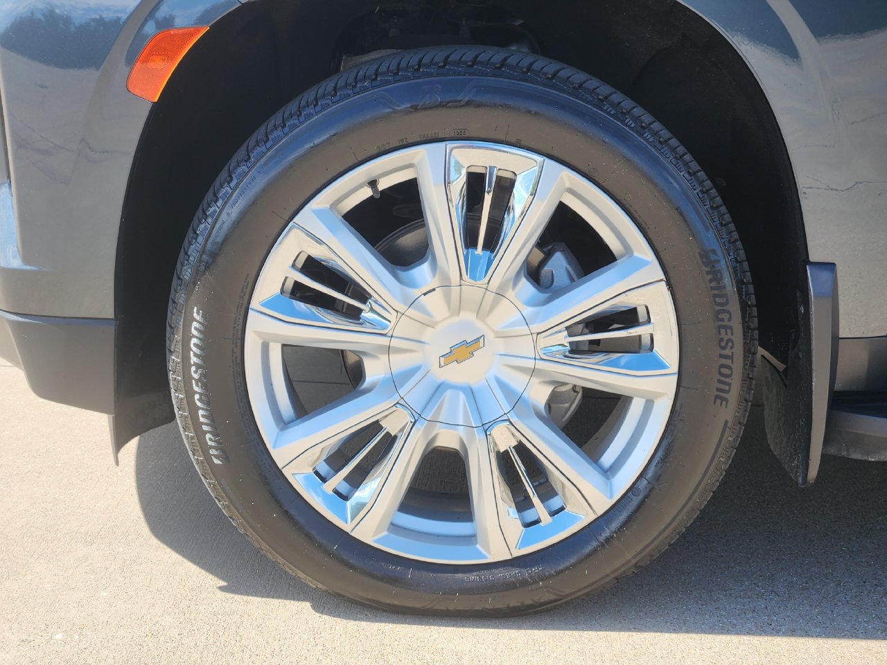 Used 2021 Chevrolet Tahoe High Country AWD/4WD image 9