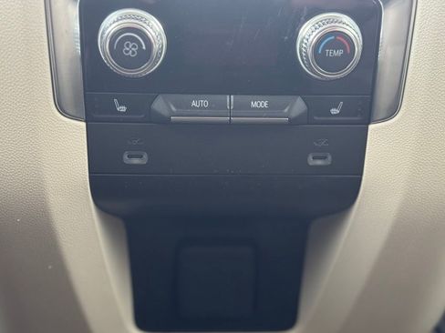 Used 2021 GMC Yukon Denali image 25