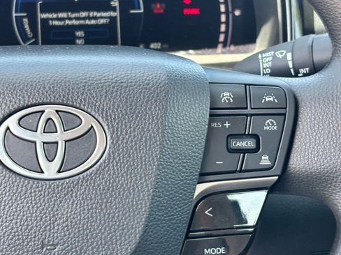 Used 2026 Toyota Camry LE FWD image 19