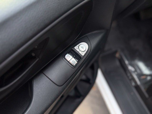 Used 2020 Mercedes-Benz Metris image 12