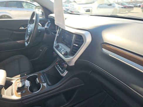 Used 2023 GMC Acadia SLE w/ Driver Convenience Package image 28