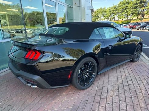 New 2025 Ford Mustang Premium image 3