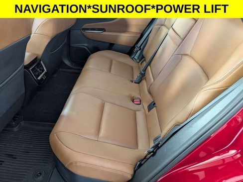 Used 2025 Toyota Crown Signia w/ Advanced Technology Package image 28