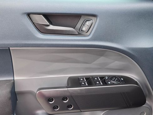 Used 2024 Ford Maverick XL image 13