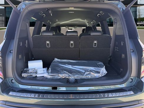 New 2026 Nissan Armada PRO-4X image 9