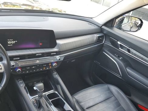 Used 2023 Kia Telluride SX Prestige AWD/4WD image 16