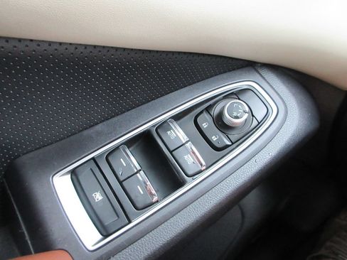 Used 2019 Subaru Ascent Touring w/ Popular Package #2A AWD/4WD image 27