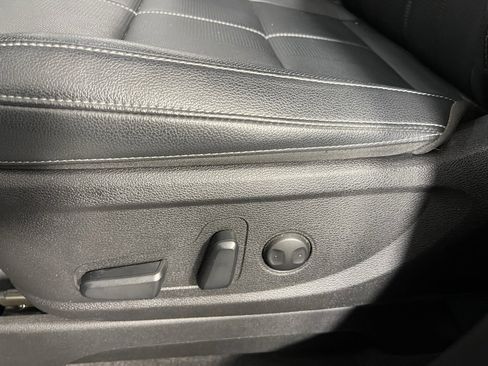 Used 2022 Kia Telluride EX w/ EX Premium Package image 23