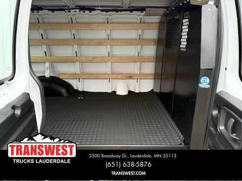 Used 2024 Chevrolet Express 2500 w/ Driver Convenience Package image 12