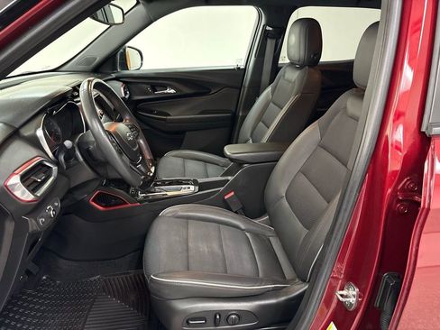Used 2022 Chevrolet TrailBlazer RS w/ Technology Package image 15