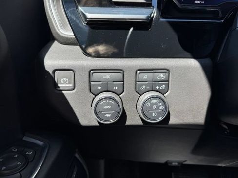Used 2024 Chevrolet Silverado 1500 LTZ w/ LPO, Dark Essentials Package AWD/4WD image 28