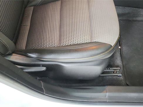 Used 2025 Chevrolet Trax LT w/ Driver Confidence Package FWD image 20