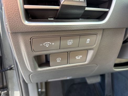 Certified 2025 Hyundai Sonata Limited image 17