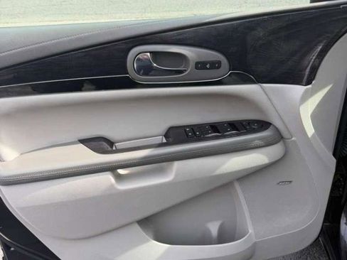 Used 2016 Buick Enclave Leather w/ Trailering Package image 12