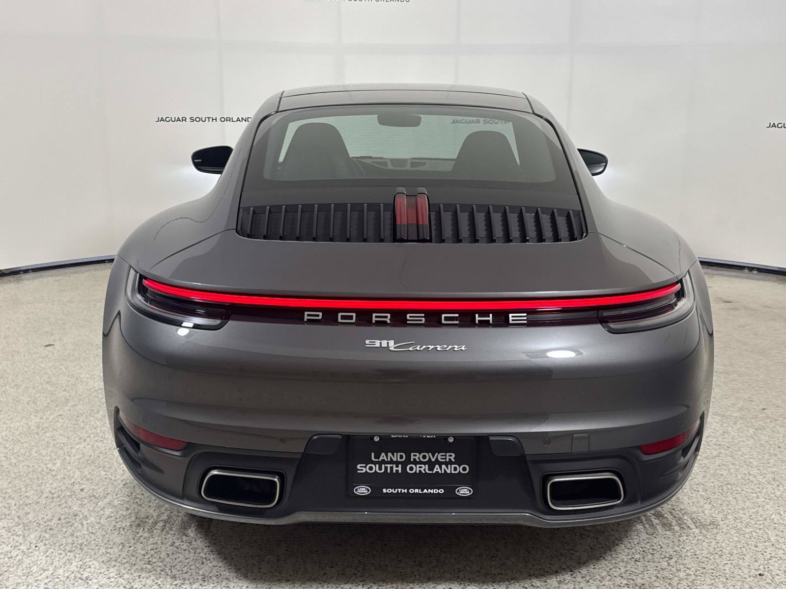 Used 2023 Porsche 911 Carrera w/ Premium Package RWD image 4