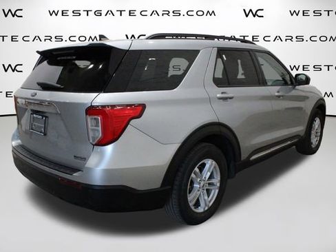 Used 2022 Ford Explorer XLT RWD image 42