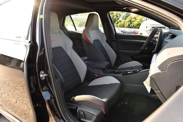 New 2026 Volkswagen GTI SE FWD image 20