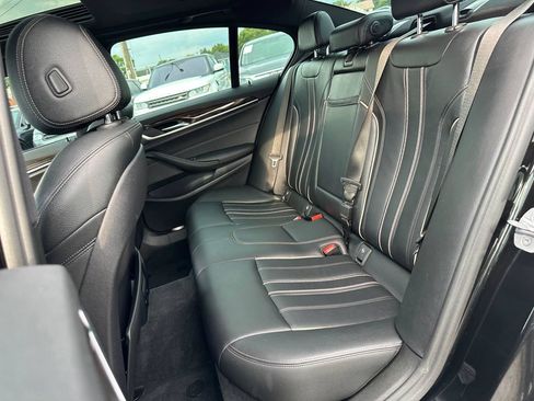 Used 2018 BMW 530i xDrive AWD/4WD image 23