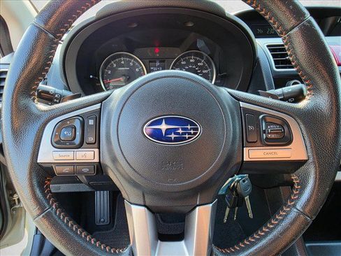 Used 2016 Subaru Crosstrek 2.0i Premium AWD/4WD image 25