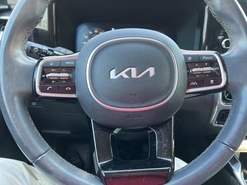Used 2023 Kia Sorento SX FWD image 10