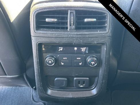 Used 2019 Buick Envision Essence AWD/4WD image 29