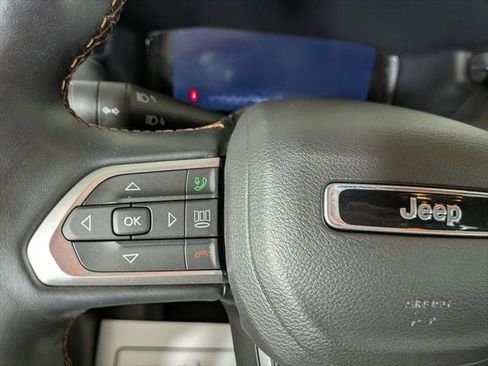 Certified 2022 Jeep Compass Limited w/ (RED) Package AWD/4WD image 33