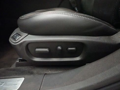 Used 2017 Ford Taurus SHO AWD/4WD image 30
