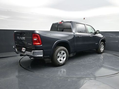 New 2026 RAM 1500 4x4 Crew Cab image 9