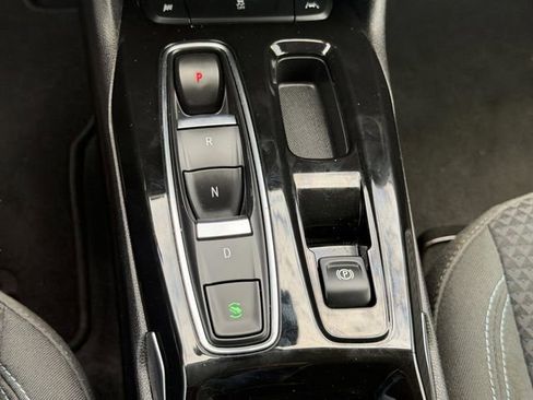 Used 2023 Chevrolet Bolt EUV LT w/ Driver Confidence Package FWD image 27