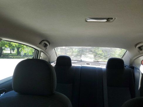 Used 2019 Nissan Sentra S image 32