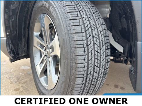 Used 2025 Honda Pilot EX-L image 18