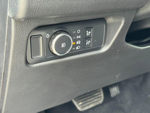 New 2025 Ford Ranger XLT w/ FX4 Off-Road Package image 13