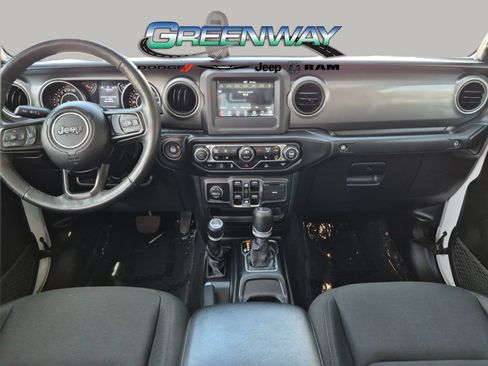 Used 2023 Jeep Gladiator Sport AWD/4WD image 11