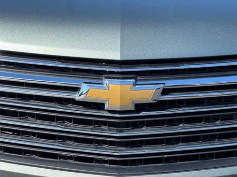 Used 2023 Chevrolet Traverse LT w/ LPO, Floor Liner Package AWD/4WD image 47
