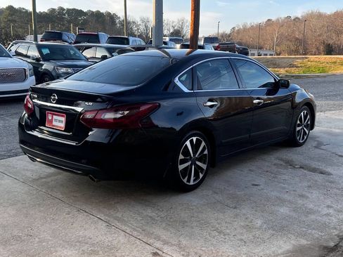 Used 2017 Nissan Altima 2.5 SR image 5