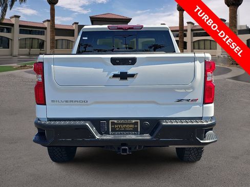 Used 2024 Chevrolet Silverado 1500 ZR2 w/ Technology Package image 7