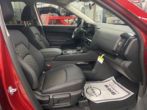 New 2026 Nissan Pathfinder SV image 46